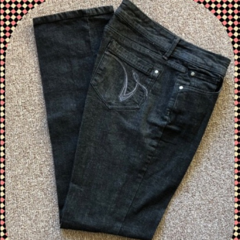 Women’s Black Jeans